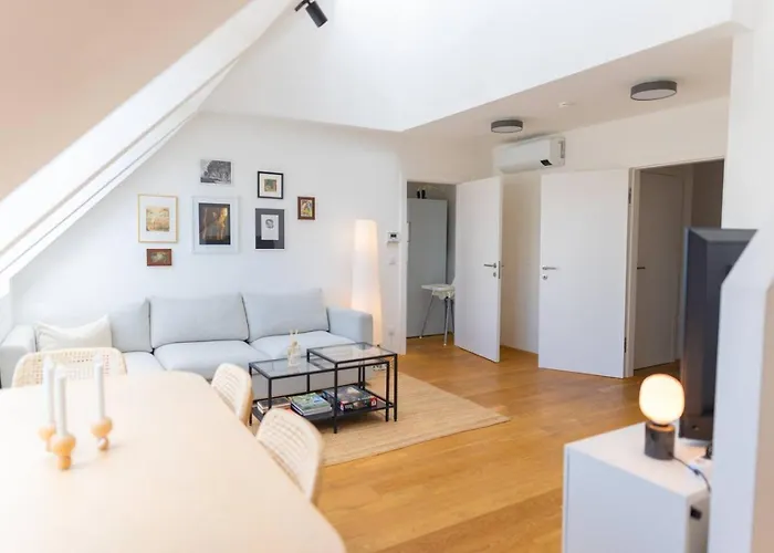 Two Leveled Penthouse By Schonbrunn * Bécs