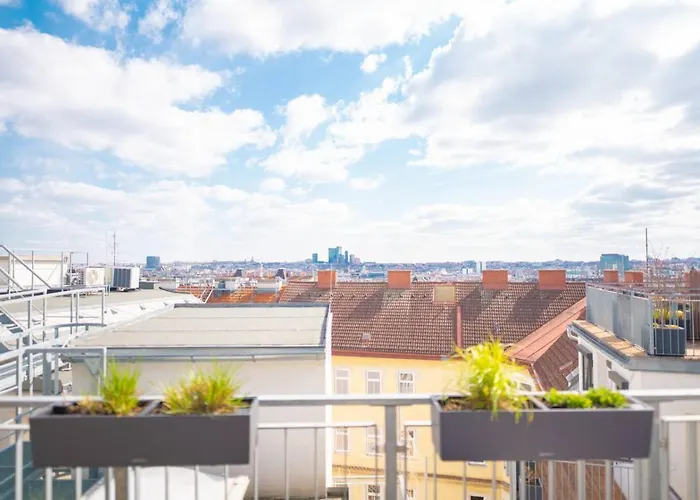 Two Leveled Penthouse By Schonbrunn Apartman *